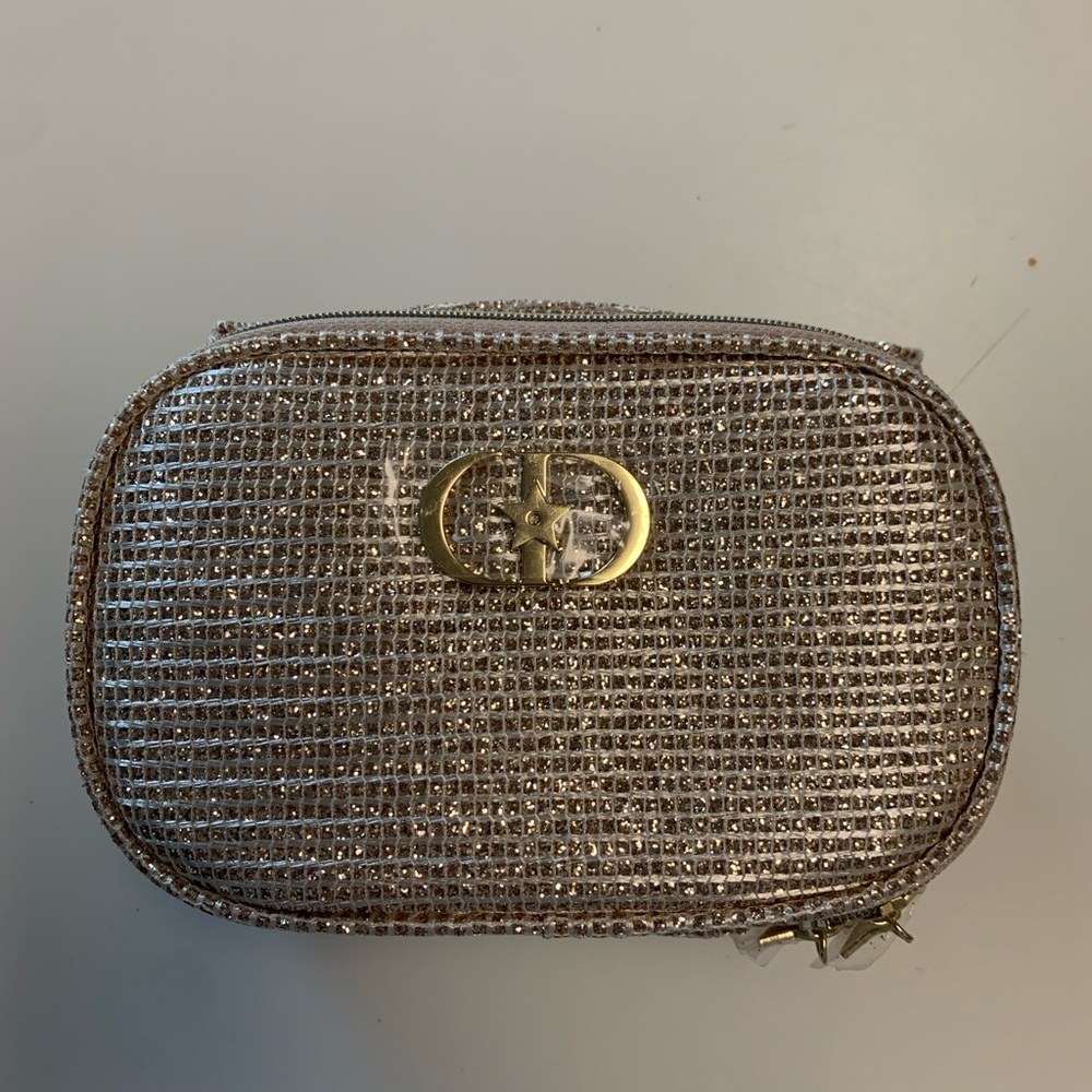 Dior Diorshow Essentials Gift bag~ Holiday 2025.